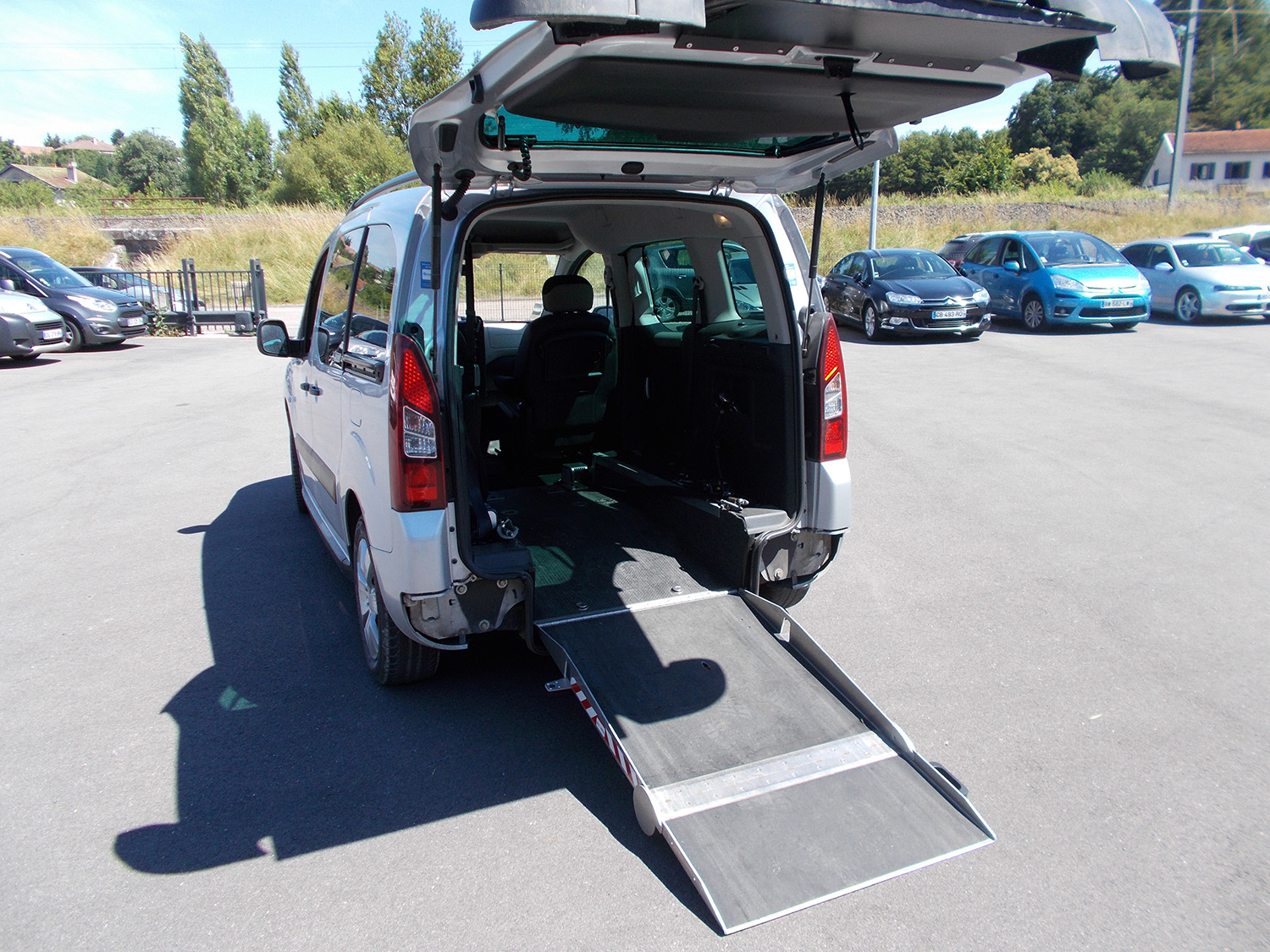 Pince Ramasse-objet Pliante - Aide à La Mobilité Pour Seniors, Personnes à Mobilité Réduite - Longueur 79,5 Cm - 2